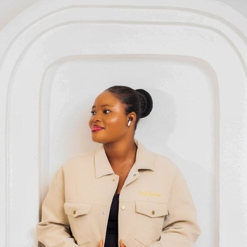 Portrait of Deborah Peculiar